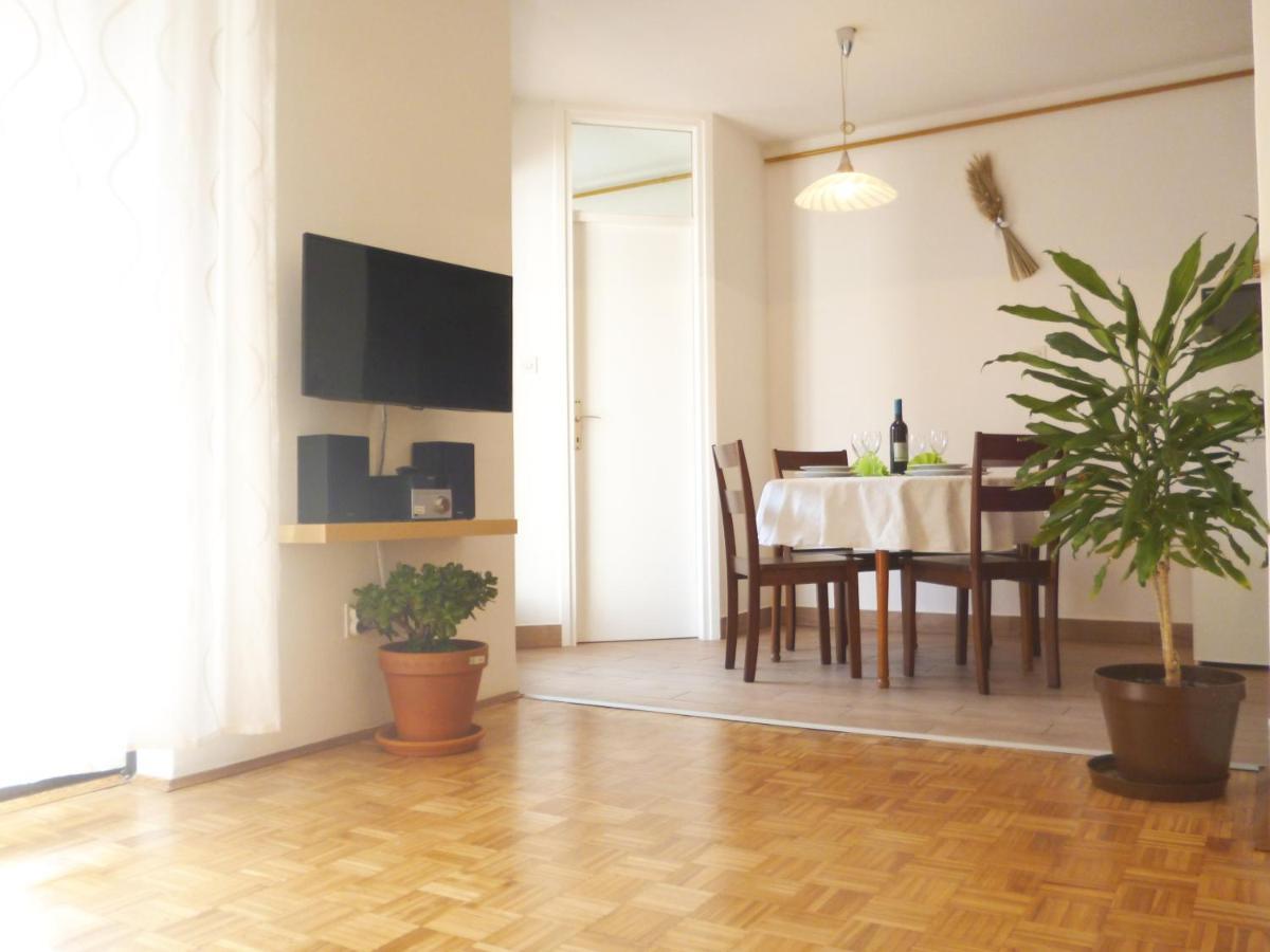 Apartment Irene Pula Exterior foto